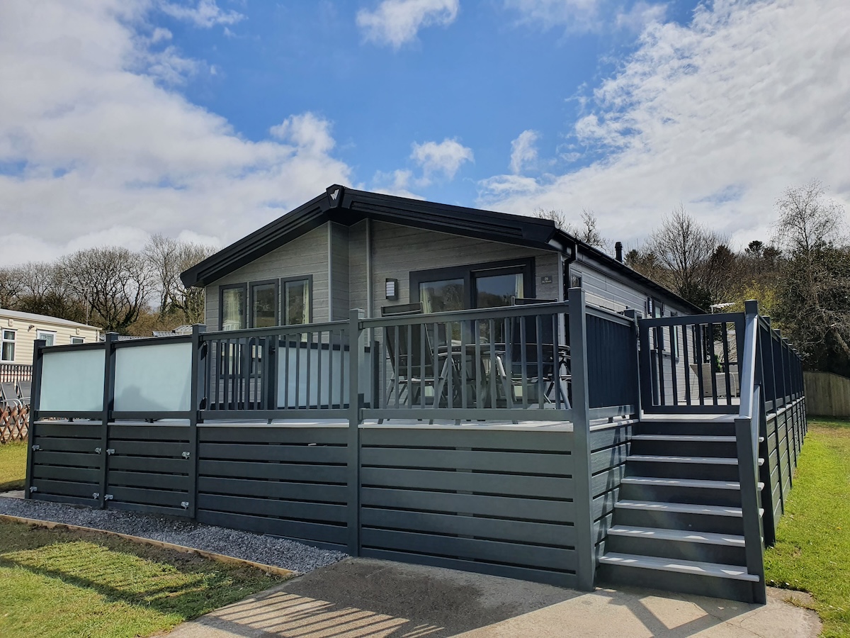 Listing image for Llanrhidian Holiday Park